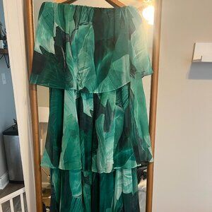 Petal & Pup Bloom Strapless Maxi Dress (M) - NEW with Tags